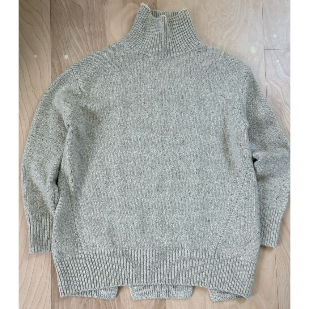 Vince Oversized Soft Cashmere Turtleneck Sweater Womens XS Quiet Luxury Oatmeal